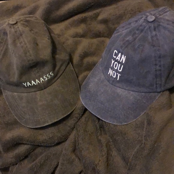 Accessories - 🔴 4 for $30 two Graphic hats (Bundle)